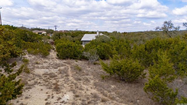 486 Thoroughbred, Spring Branch, TX 78070