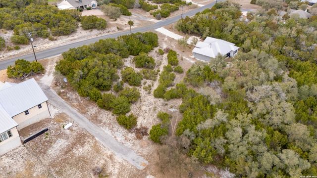 486 Thoroughbred, Spring Branch, TX 78070