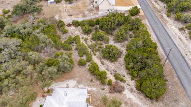 486 Thoroughbred, Spring Branch, TX 78070