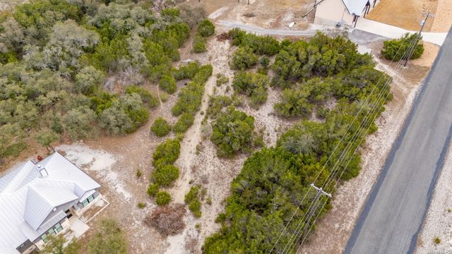 486 Thoroughbred, Spring Branch, TX 78070