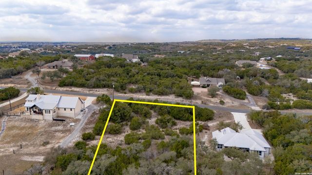 486 Thoroughbred, Spring Branch, TX 78070