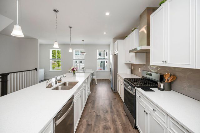 429 SNOWBERRY LN, Fredericksburg, VA 22405