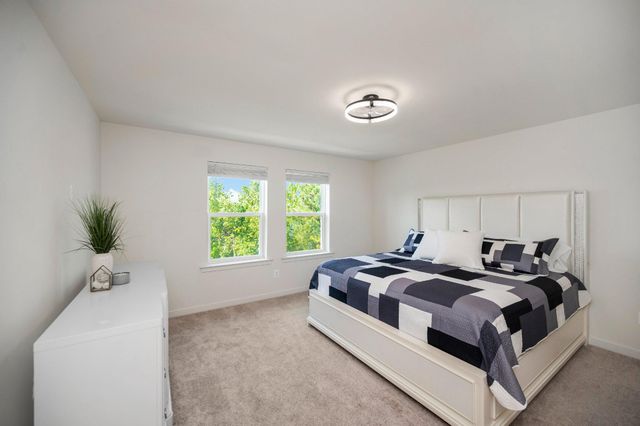 429 SNOWBERRY LN, Fredericksburg, VA 22405