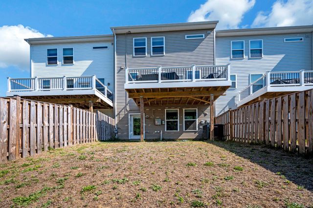 429 SNOWBERRY LN, Fredericksburg, VA 22405