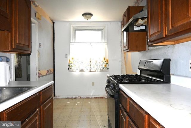 4048 LASHER RD, Drexel Hill, PA 19026