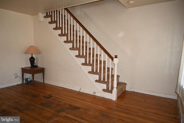 4048 LASHER RD, Drexel Hill, PA 19026
