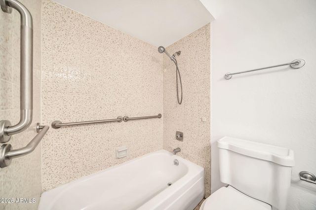 3827 W MURIEL Drive, Glendale, AZ 85308