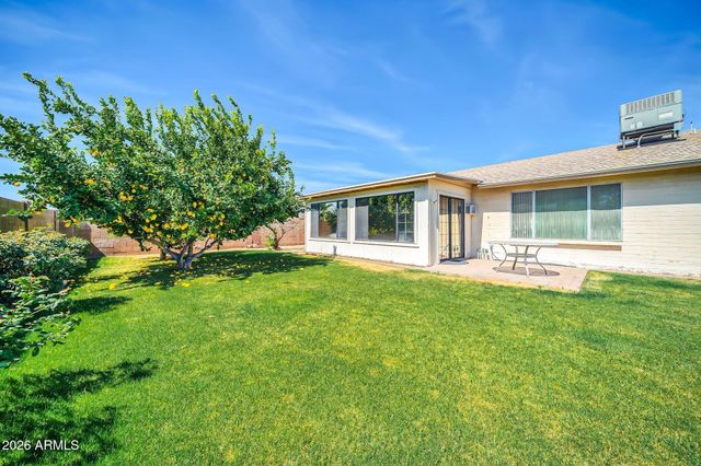 3827 W MURIEL Drive, Glendale, AZ 85308