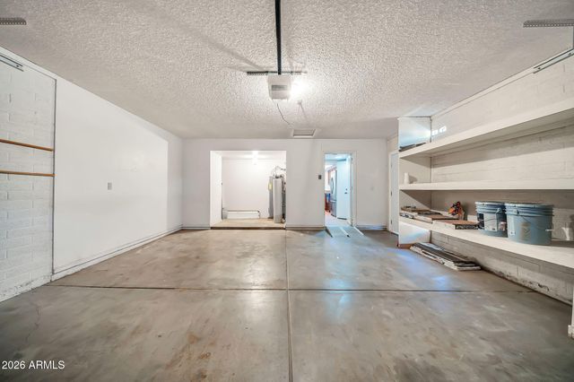 3827 W MURIEL Drive, Glendale, AZ 85308