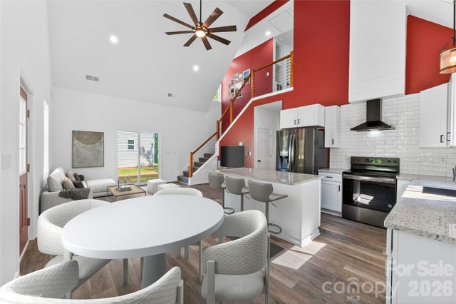 510 North Mulberry Street, Cherryville, NC 28021