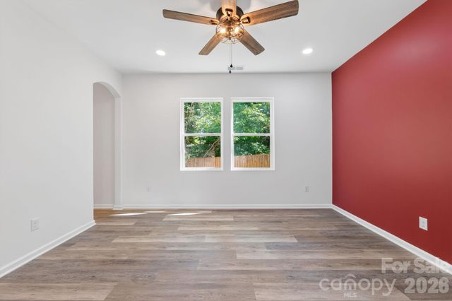 510 North Mulberry Street, Cherryville, NC 28021