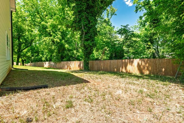 510 North Mulberry Street, Cherryville, NC 28021