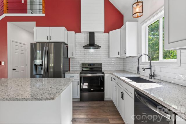 510 North Mulberry Street, Cherryville, NC 28021