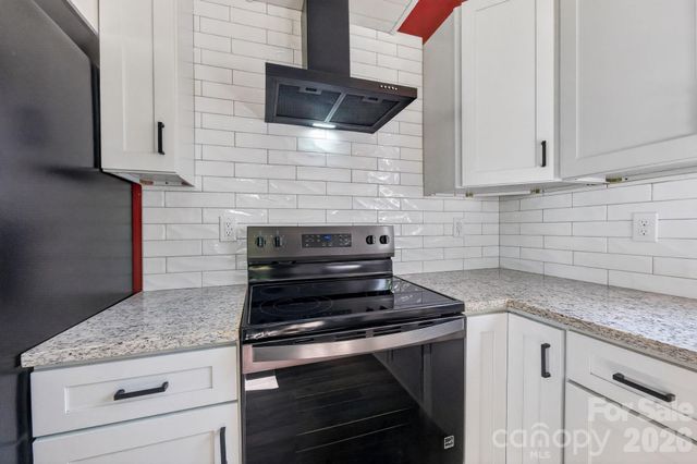 510 North Mulberry Street, Cherryville, NC 28021