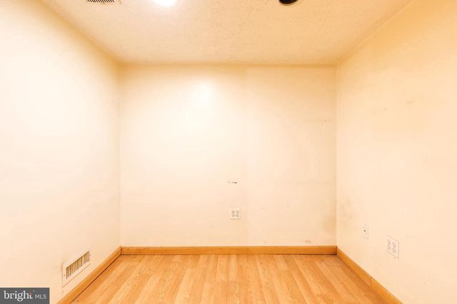 8306 BERKFIELD RD, Baltimore, MD 21237