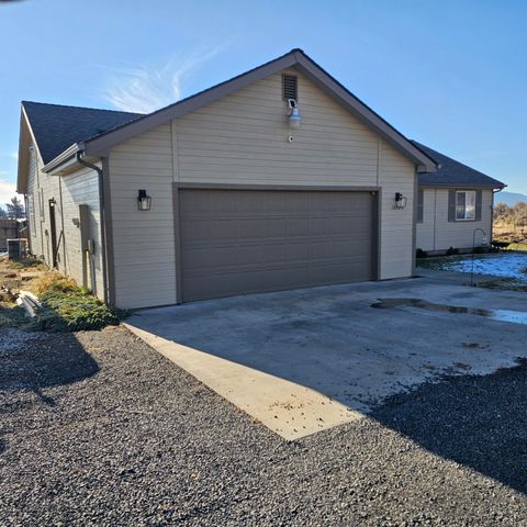 16120 Hill Road, Klamath Falls, OR 97603