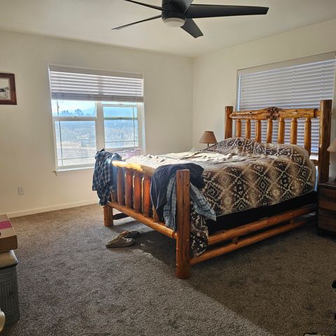 16120 Hill Road, Klamath Falls, OR 97603