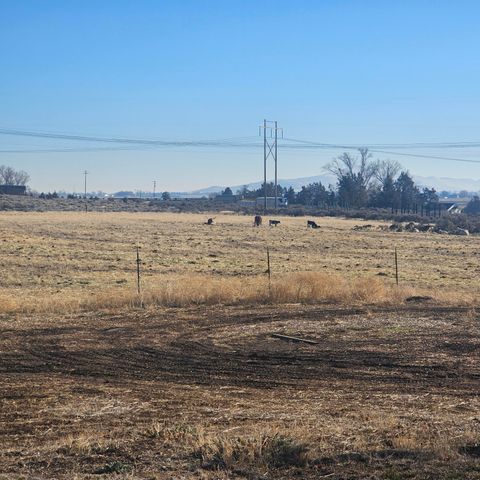 16120 Hill Road, Klamath Falls, OR 97603