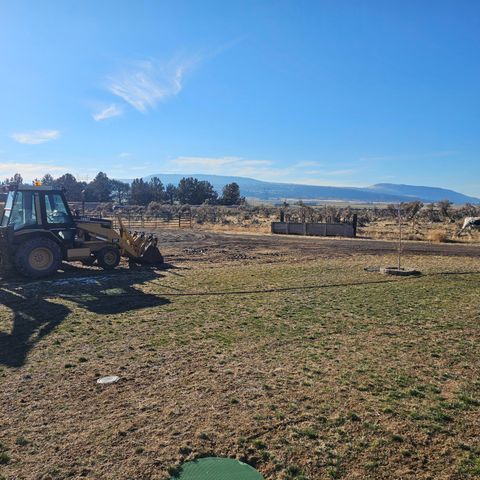 16120 Hill Road, Klamath Falls, OR 97603