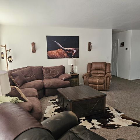 16120 Hill Road, Klamath Falls, OR 97603