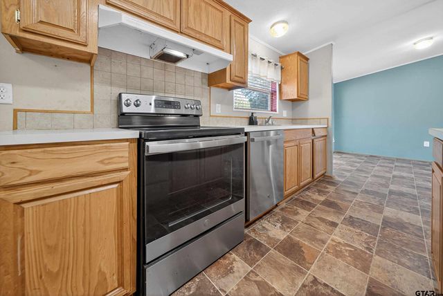 220 County Road 3837, Hawkins, TX 75765