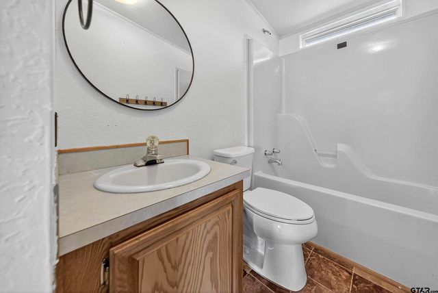 220 County Road 3837, Hawkins, TX 75765