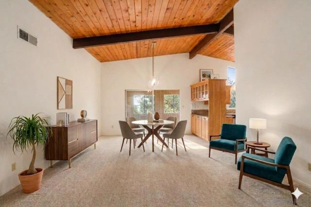 8575 N La Jolla Scenic Drive, La Jolla, CA 92037