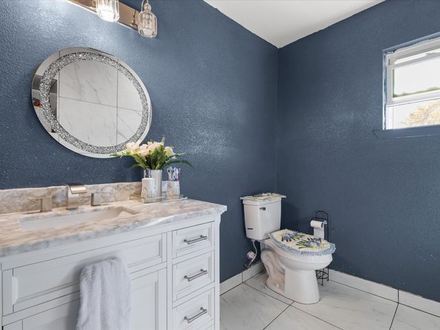 1805 Stevens Street, Bridgeport, TX 76426