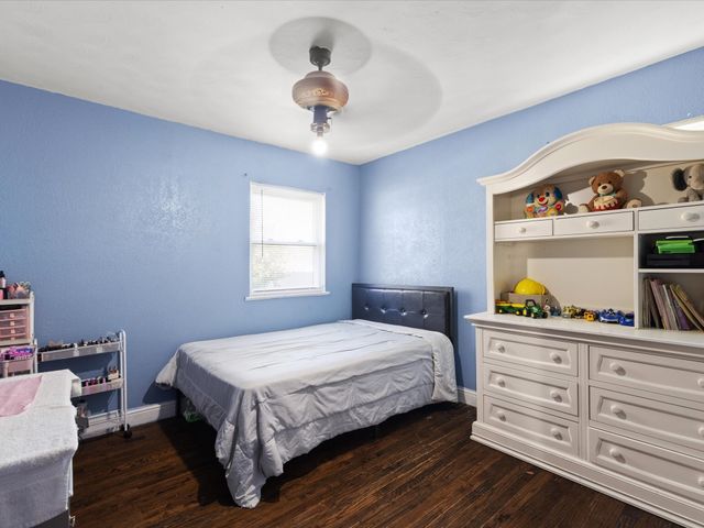 1805 Stevens Street, Bridgeport, TX 76426