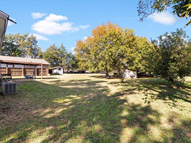 1805 Stevens Street, Bridgeport, TX 76426