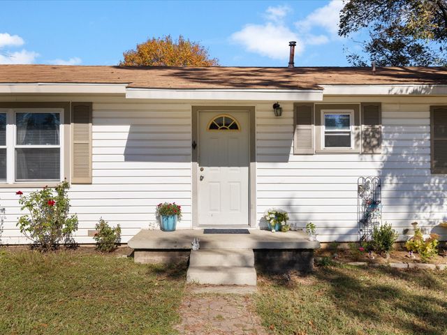 1805 Stevens Street, Bridgeport, TX 76426