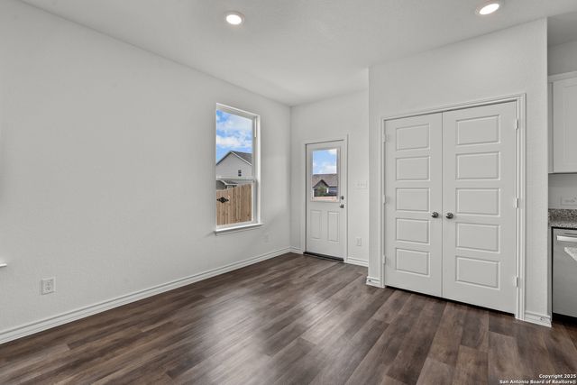137 Country Elm Lane, Boerne, TX 78006
