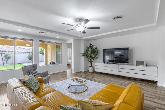 1553 W Homestead Drive, Chandler, AZ 85286