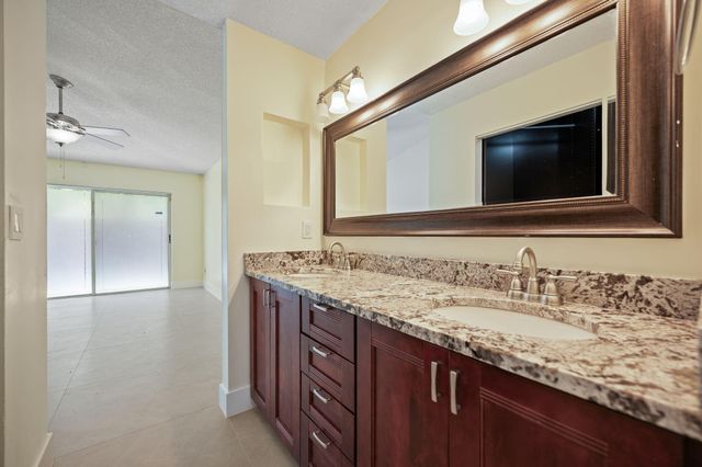 13400 NW 5th Court, Plantation, FL 33325