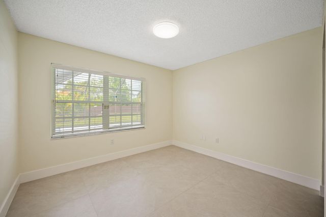 13400 NW 5th Court, Plantation, FL 33325
