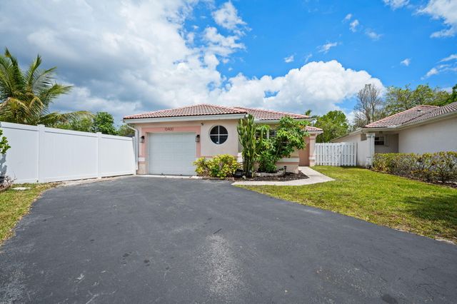 13400 NW 5th Court, Plantation, FL 33325