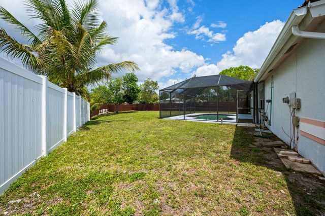 13400 NW 5th Court, Plantation, FL 33325