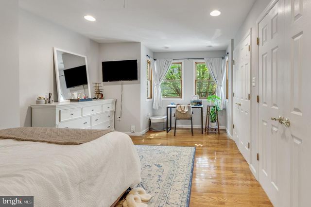 920 S 16TH ST, Philadelphia, PA 19146