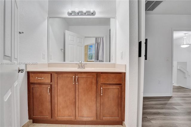 8993 SW 17th Ct, Miramar, FL 33025