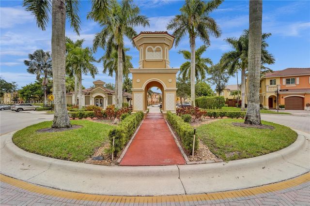 8993 SW 17th Ct, Miramar, FL 33025