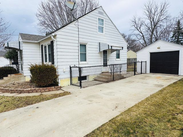 242 15th Avenue SE, Rochester, MN 55904