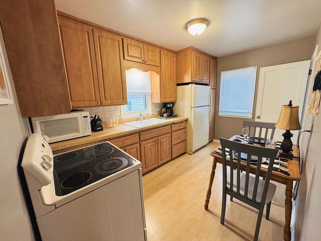 242 15th Avenue SE, Rochester, MN 55904