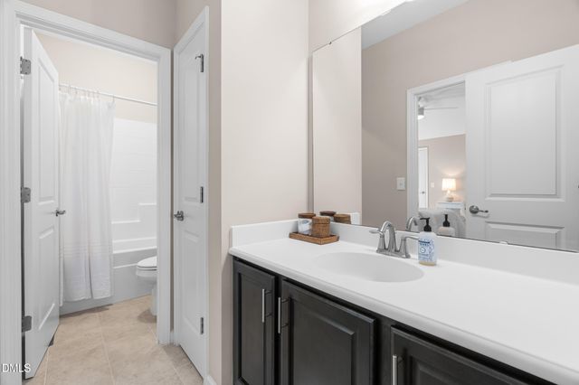 1852 Hammocks Beach Trail, Apex, NC 27502