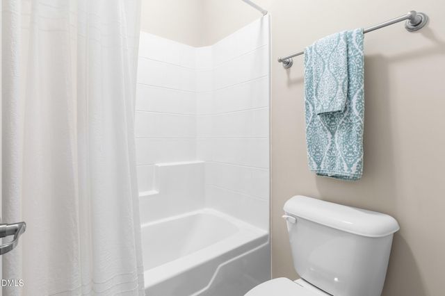 1852 Hammocks Beach Trail, Apex, NC 27502