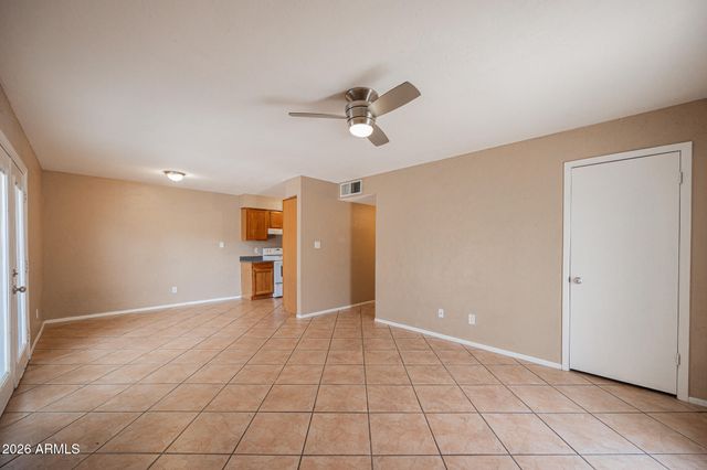 922 S ACAPULCO Lane C, Tempe, AZ 85281
