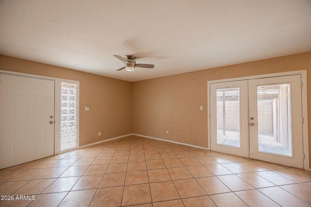 922 S ACAPULCO Lane C, Tempe, AZ 85281