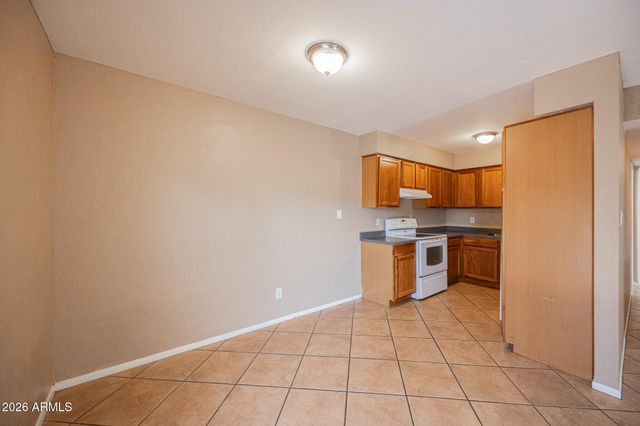 922 S ACAPULCO Lane C, Tempe, AZ 85281