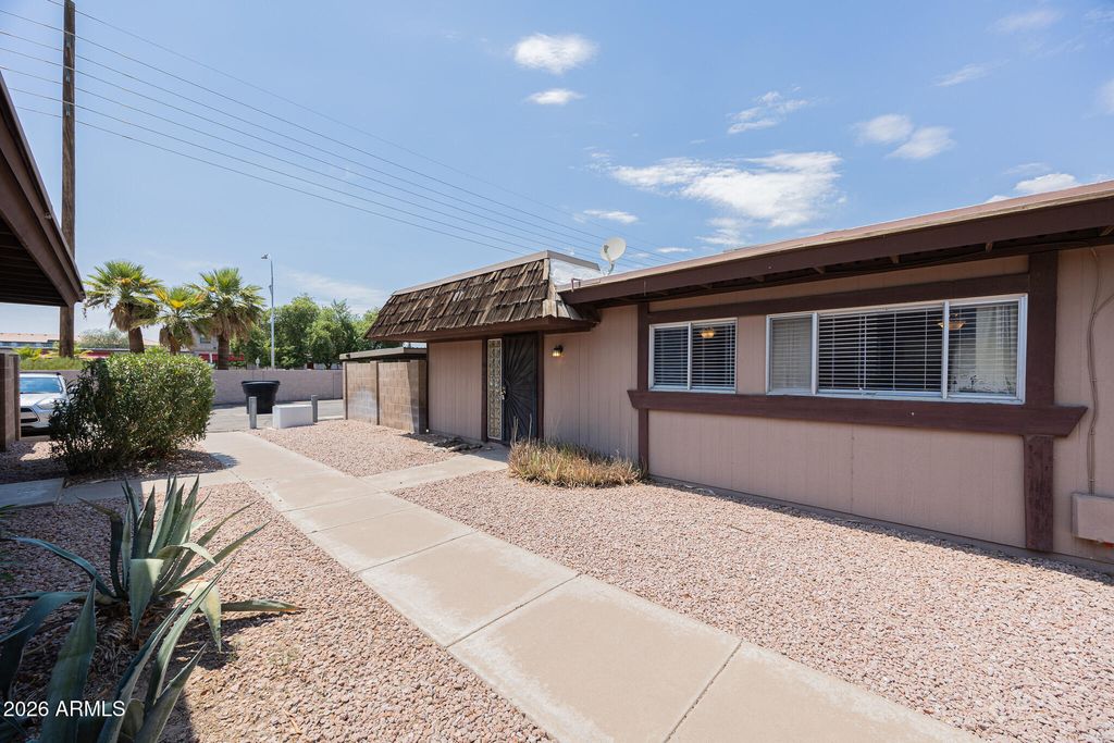 922 S ACAPULCO Lane C, Tempe, AZ 85281