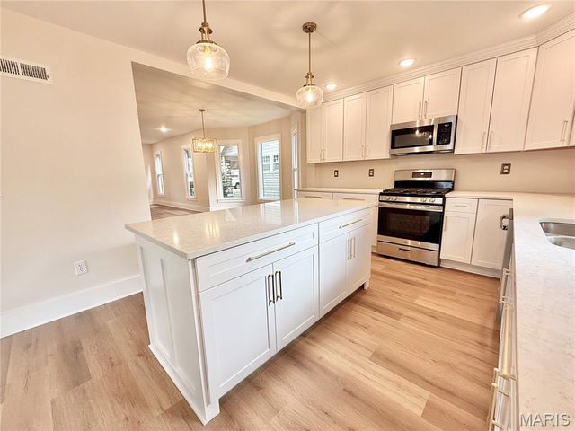 1908 Liberty Street, Alton, IL 62002