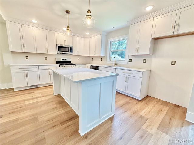 1908 Liberty Street, Alton, IL 62002